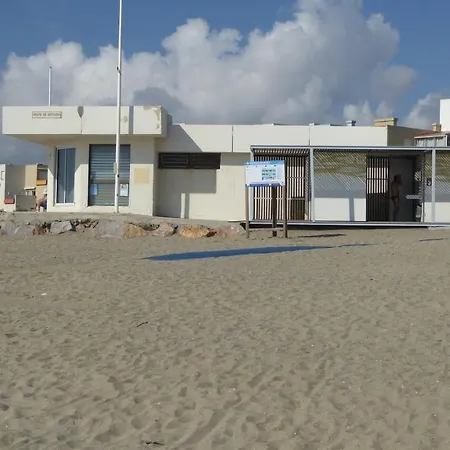 Les 2 Dauphins Alloggio in famiglia Le Barcarès